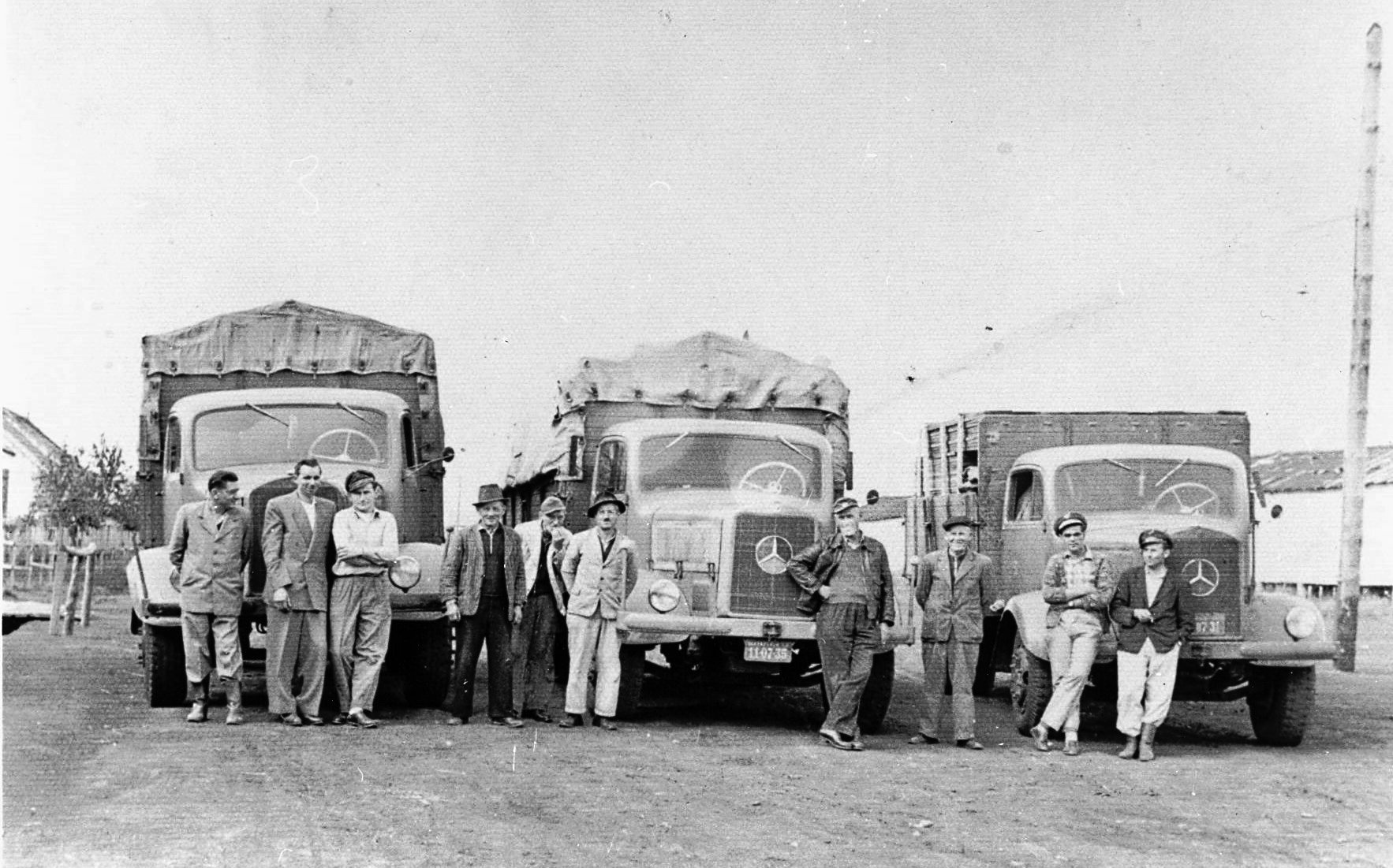 Die Transportabteilung der Agrária spielte in der Pionierzeit eine wichtige Rolle. <br/><br/>O setor de transportes da Agrária teve um papel importante nos tempos da construção de Entre Rios.<br/>