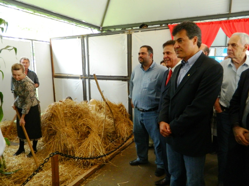 Beto Richa visita Exposição HistóricaBeto Richa visita Exposição Histórica